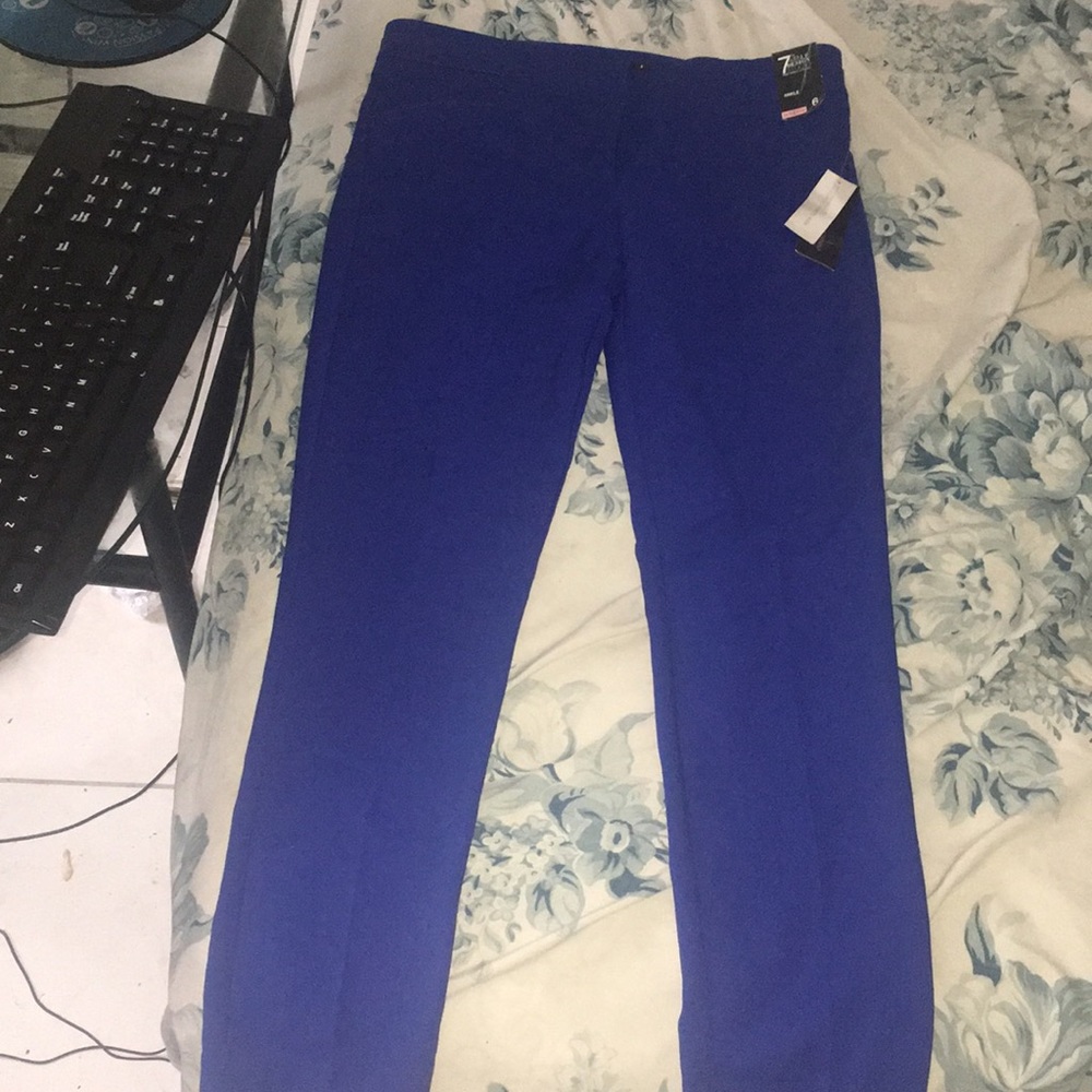 Ankle cut dress pants